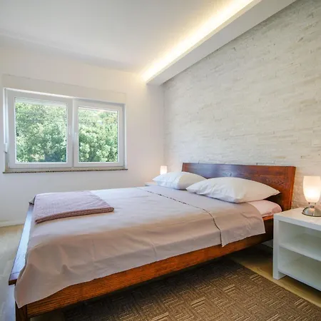 Mladen By Interhome * Crikvenica