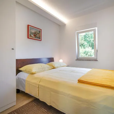 Mladen By Interhome