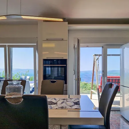 Apartament Mladen By Interhome Crikvenica